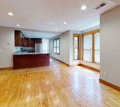 1107 6th St SE in Minneapolis, MN - Foto de edificio - Building Photo