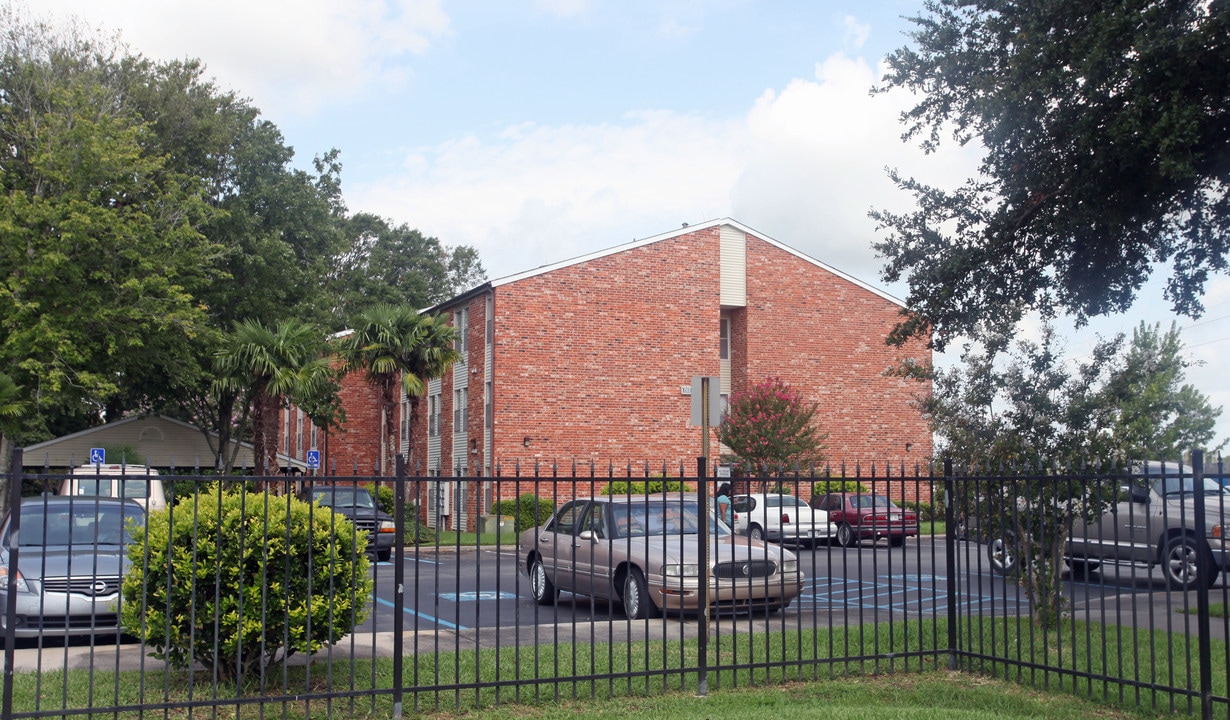 Moss Gardens in Lafayette, LA - Foto de edificio