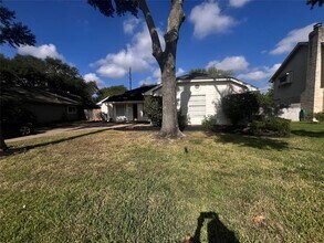15658 Pebble Lake Dr in Houston, TX - Building Photo - Building Photo