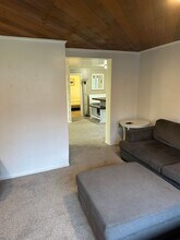 3009 Willow St in Anchorage, AK - Building Photo - Building Photo