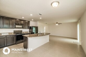 6534 Baikal Pl in Lakeland, FL - Building Photo - Building Photo