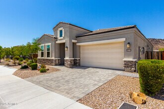24220 North 21st Pl in Phoenix, AZ - Building Photo - Building Photo