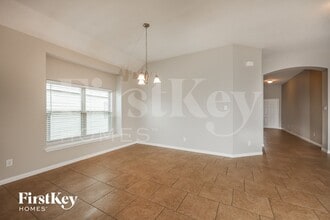 8909 Palmetto Pk in Converse, TX - Building Photo - Building Photo