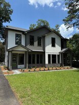 226 E Bradford Rd in Tallahassee, FL - Building Photo