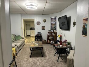 546 Quincy Ave, Unit 2 in Scranton, PA - Foto de edificio - Building Photo