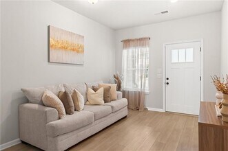 2538 Polaris Way SW in Atlanta, GA - Building Photo - Building Photo