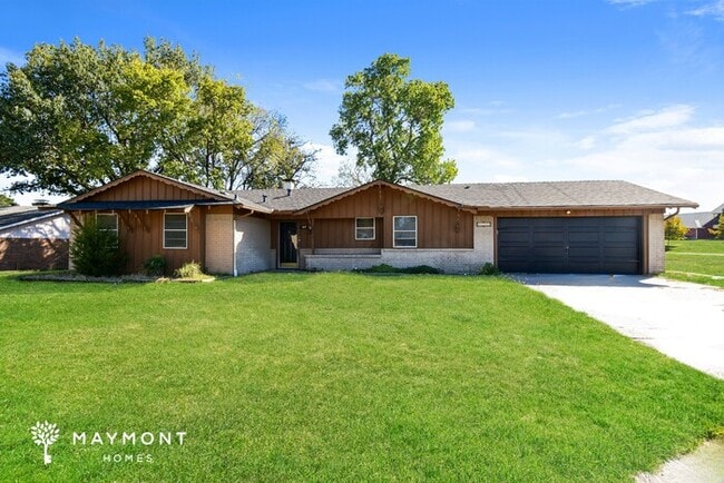 101 Patti J St in Greenville, TX - Building Photo - Building Photo