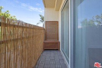 5315 Bellingham Ave in Los Angeles, CA - Building Photo - Building Photo