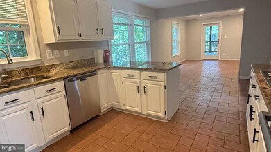 8704 Victory Ln in Potomac, MD - Building Photo - Building Photo