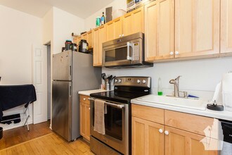 508 W Deming Pl, Unit 1N in Chicago, IL - Building Photo - Building Photo