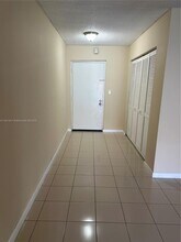 230 NW 87th Ave in Miami, FL - Building Photo - Building Photo