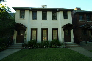 608 Elmwood Ave, Unit 207-C in Buffalo, NY - Foto de edificio - Building Photo