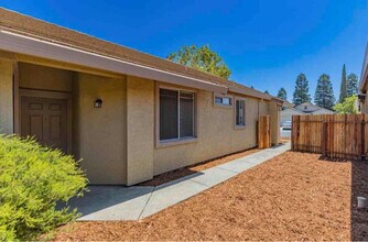1247 Arbor Ct in Roseville, CA - Building Photo - Building Photo