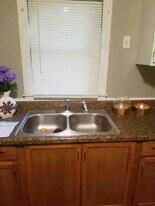 3305 E 19th St in Kansas City, MO - Building Photo