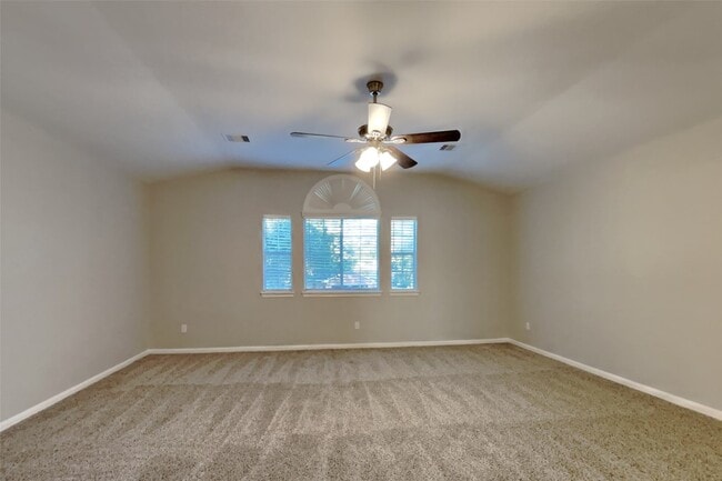 property at 32322 Cross Spring Park Ln