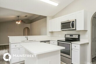 662 Brockton Dr, Unit C20 in Kissimmee, FL - Building Photo - Building Photo