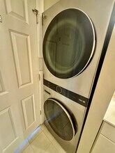 56 Soundview St in Port Chester, NY - Building Photo - Building Photo