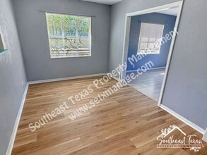 1802 N 24th St in Orange, TX - Building Photo - Building Photo