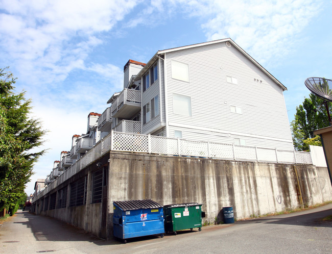 Northpark Village Apartments in Seattle, WA - Building Photo - Building Photo