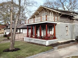 789 Holmes St NW in Atlanta, GA - Building Photo