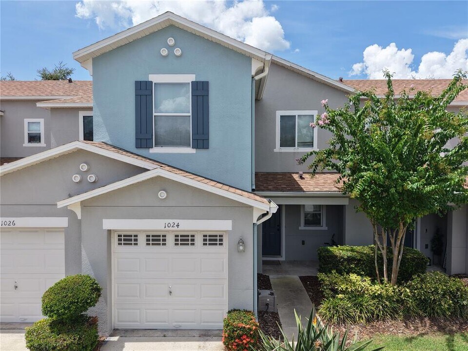1024 Chalcedony St in Kissimmee, FL - Building Photo