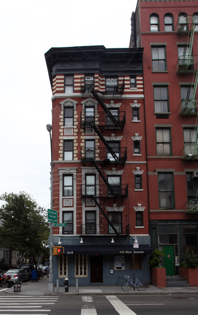 169 Sullivan St in New York, NY - Foto de edificio - Building Photo