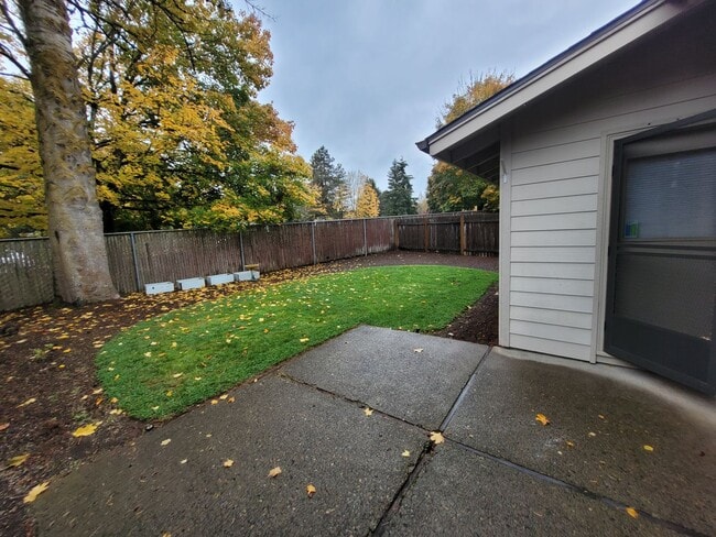 5085 Kaufman Loop SE in Salem, OR - Building Photo - Building Photo