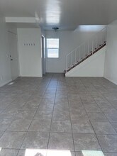 641 Loma Dr, Unit 1 in Hermosa Beach, CA - Building Photo - Building Photo