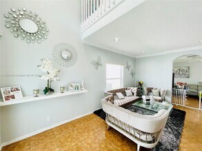 5901 S Sable Cir in Margate, FL - Building Photo - Building Photo