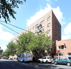 2545 Sedgwick Ave in Bronx, NY - Building Photo - Building Photo