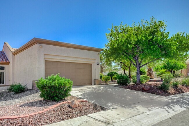 11069 Clear Meadows Dr in Las Vegas, NV - Building Photo - Building Photo