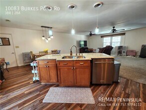 10083 Burkes Pond Rd in North, VA - Building Photo - Building Photo