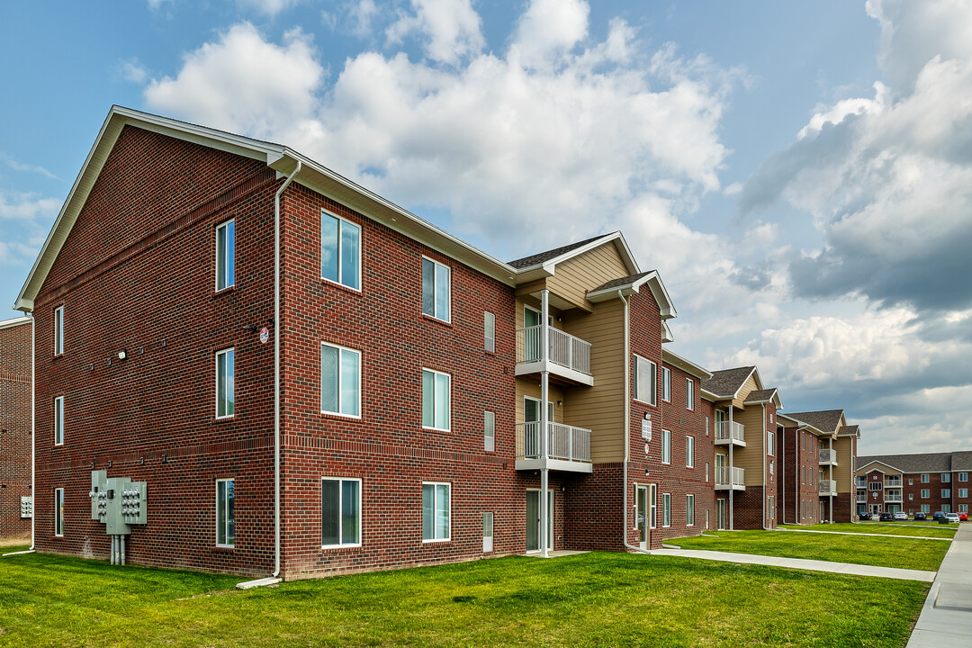 Fuller Apartments in Perrysburg, OH - Building Photo