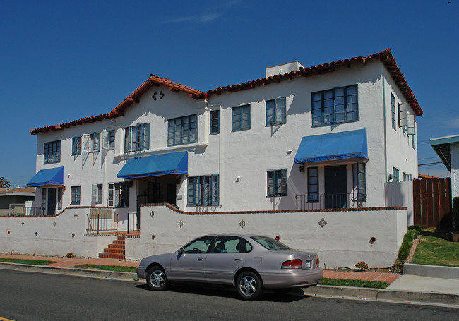 Vista Del Mar Apartments in San Clemente, CA - Building Photo - Building Photo