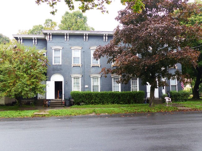 19 Franklin St in Auburn, NY - Building Photo - Building Photo