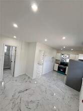 1909 Plunkett St in Hollywood, FL - Building Photo - Building Photo