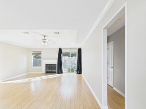 1912 Spiller Way in Fort Walton Beach, FL - Building Photo - Building Photo