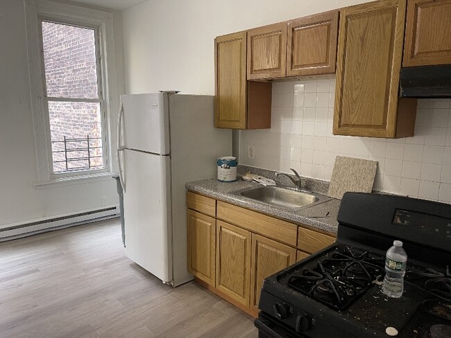 0 E Tremont Ave in Bronx, NY - Building Photo - Building Photo