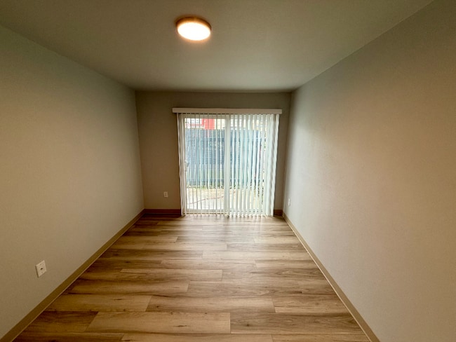 1725 SW Barton St in Seattle, WA - Building Photo - Building Photo