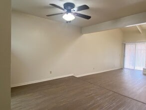 1537 W Boston Ave in Fresno, CA - Building Photo - Building Photo