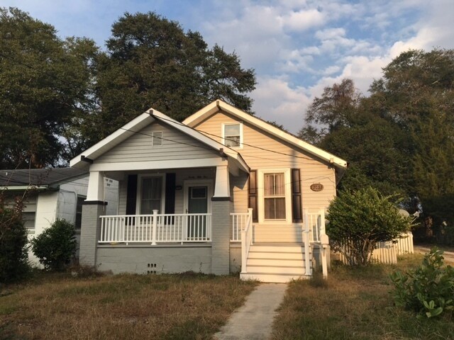 2055 Washington St in Wilmington, NC - Building Photo