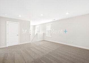 2412 Nabali Wy in Murfreesboro, TN - Foto de edificio - Building Photo