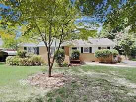 1828 Archdale Dr in Charlotte, NC - Building Photo