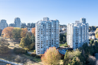 Palace Quay II in New Westminster, BC - Building Photo - Building Photo