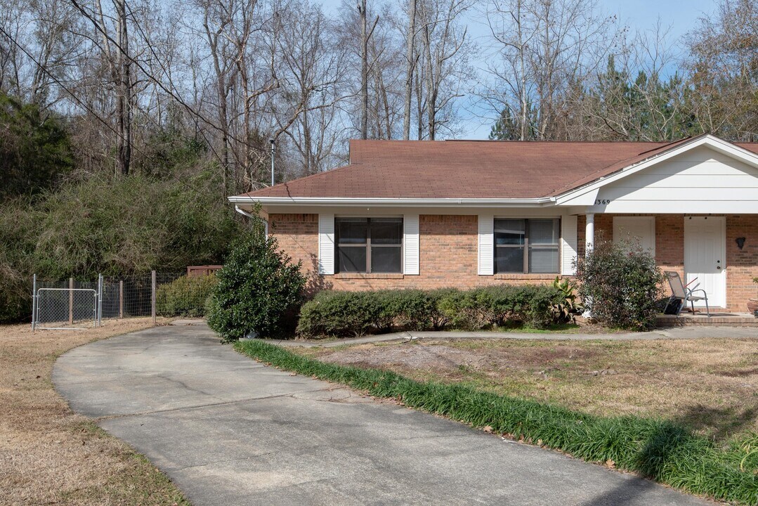1367-1369 Hampton Dr in Auburn, AL - Building Photo
