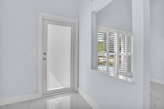8389 Rural Ln in Boca Raton, FL - Building Photo - Building Photo