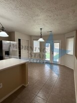 5803 Desert Peak Pl in Las Cruces, NM - Foto de edificio - Building Photo