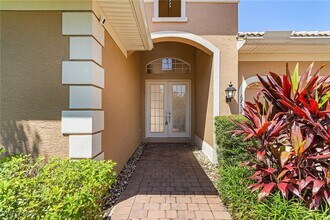 6753 Bent Grass Dr in Naples, FL - Building Photo - Building Photo