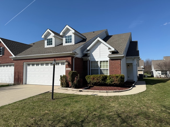 12148 Black Hills Dr in Fishers, IN - Building Photo - Building Photo