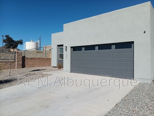 1884 Camino Rustica SW in Los Lunas, NM - Building Photo - Building Photo